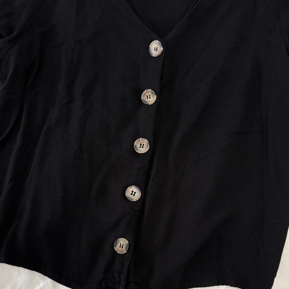 Kirious Black Button-Down Shirt - Picture 4 of 6